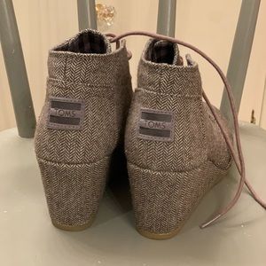 TOMS ankle boots